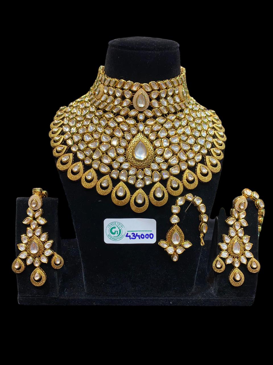 kundan mini bridal heavy set